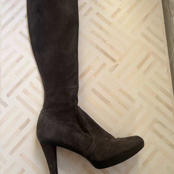 Stuart Weitzman Slate Gray Suede Boots - Picture 3 of 7